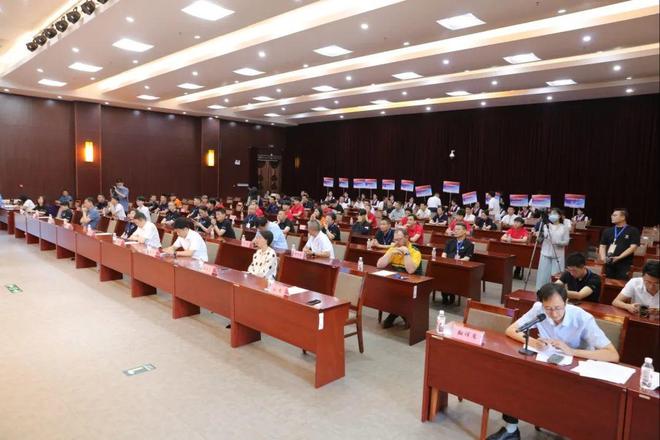 威廉希尔2024中国国际焊接竞赛在威海市文登技师学院开幕(图2)
