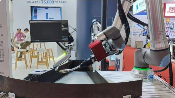 WilliamHill全球首台商用协作机器人制造商提供的焊接解决方案到底牛在哪？(图4)