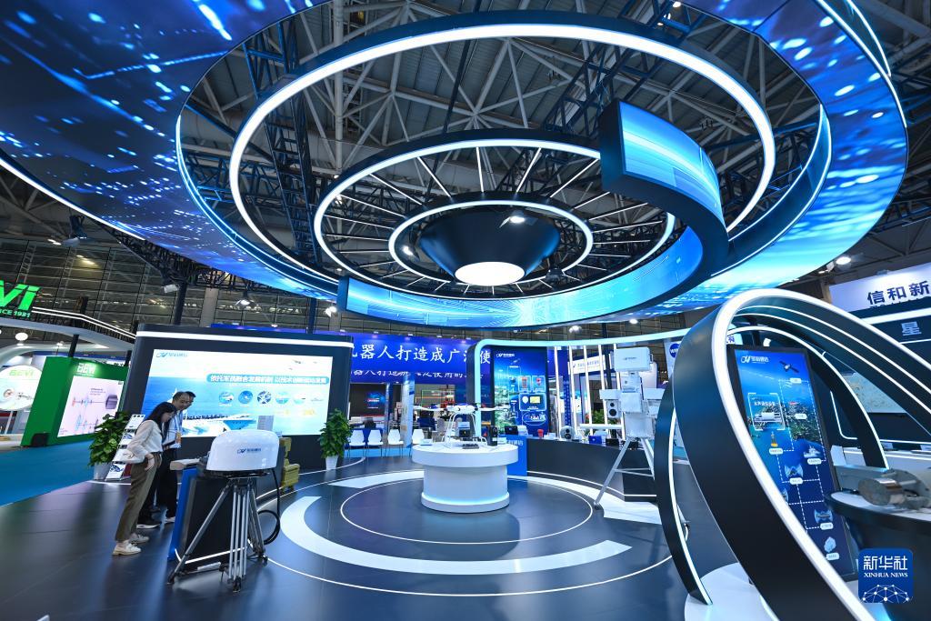 海洋科技装备齐亮相——记者探访2024世界航海装备大会(图5)