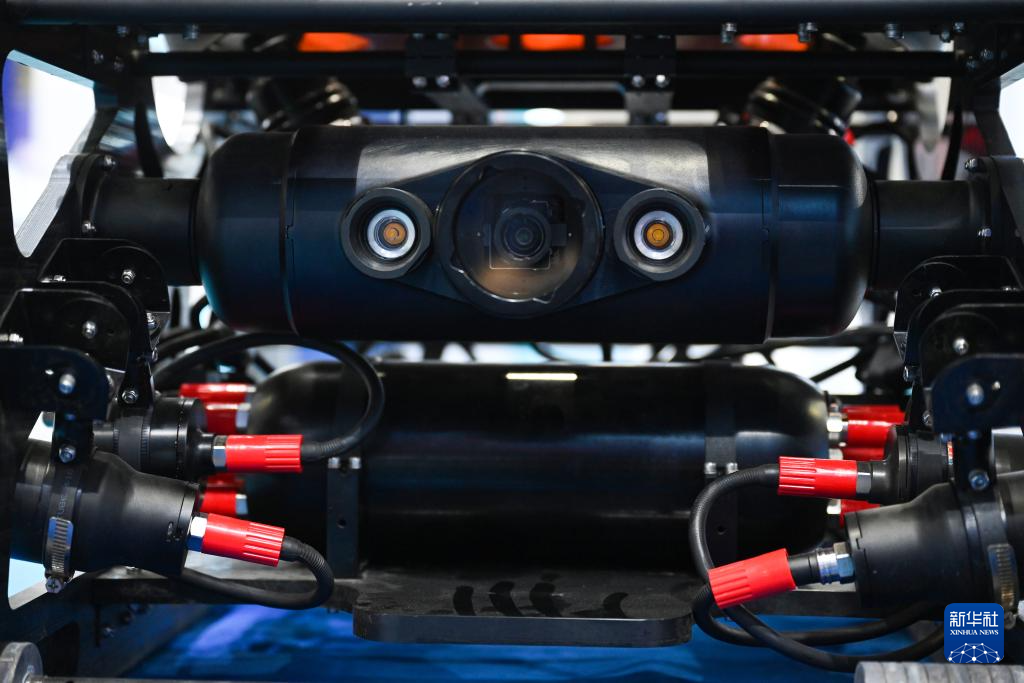 海洋科技装备齐亮相——记者探访2024世界航海装备大会(图3)