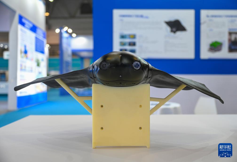 海洋科技装备齐亮相——记者探访2024世界航海装备大会(图6)