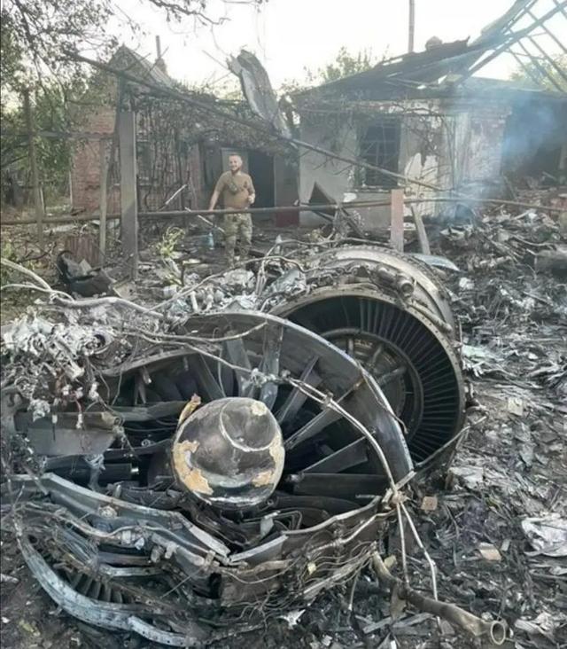 威廉希尔WilliamHill叛变投敌？俄军最高机密隐身机被苏-57击落技术泄露风险极大(图5)