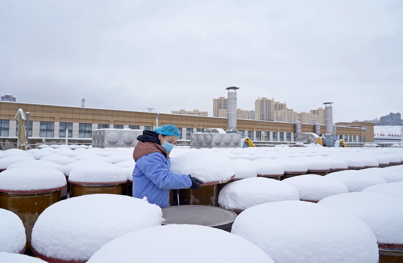 纳雍：豆瓣酱“浴雪”纳味鲜极力护航(图4)