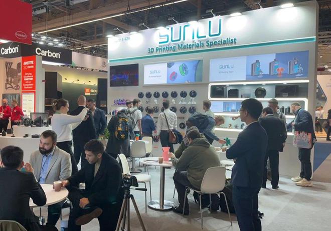 威廉希尔强势吸睛！三绿亮相Formnext2024发布工程材料、干燥箱等新品(图1)