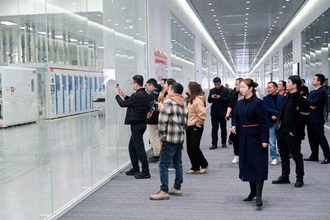 威廉希尔2024四川深刻转折之年年终特稿（1）(图10)