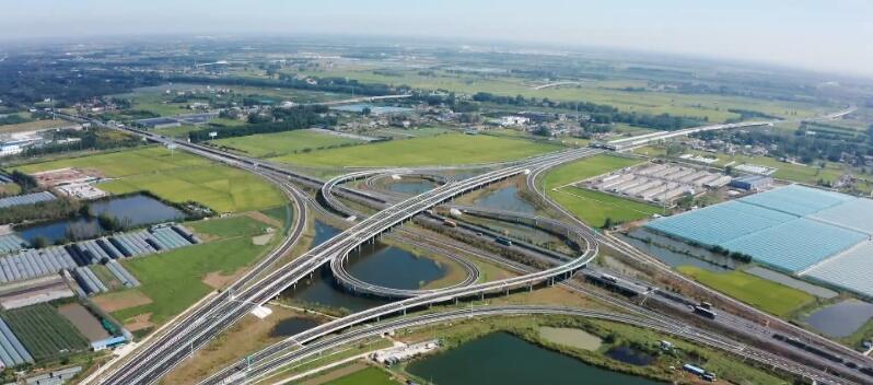 南京厚建软件LivCMS内容管理系统http：wwwhogesoftcom授权用户：http：wwwxichunet(图1)