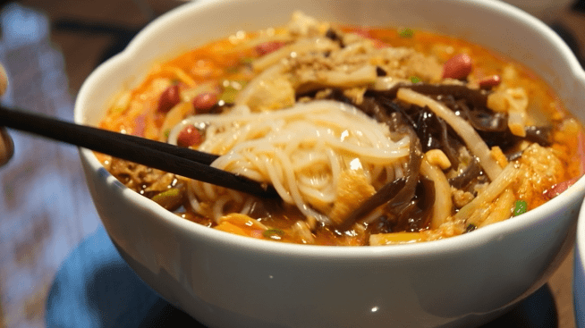 非遗背景美食直播爆火背后万亿餐饮市场缺少传承人(图4)