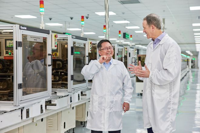 苹果COO到访供应链企业歌尔股份官宣重大投资(图1)