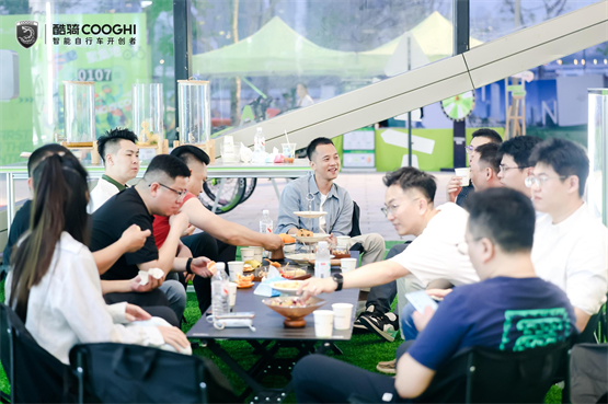 威廉希尔WilliamHill酷骑首家500㎡旗舰店入驻深圳蛇口K11ECOAST打造骑行文化新地标(图5)