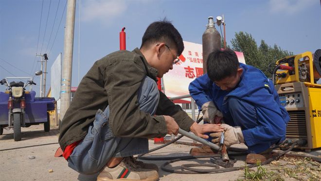 河北滦南：把焊接课开到田间地头(图3)