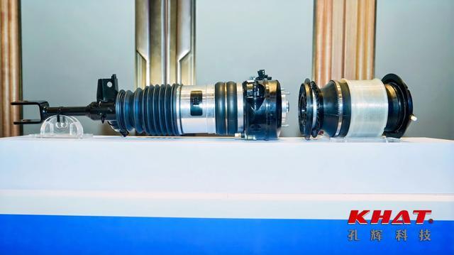 孔辉科技第100万台套空簧下线(图1)