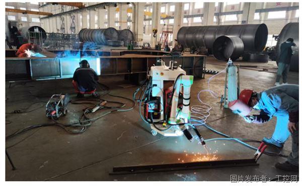 威廉希尔长广溪智造瞄准焊接喷涂“硬骨头”以技术创新开拓协作机器人新版图(图3)