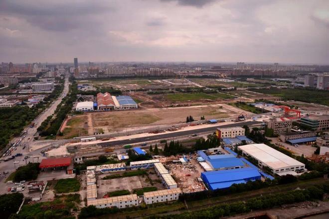 威廉希尔十多年用镜头记录建设工地“是他们真正在雕刻这座城市”(图3)