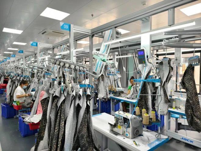 “城”势而上·人工智能+天门织“智”：AI赋能服装业跨越发展(图3)