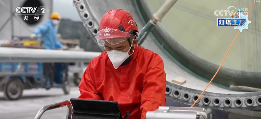 从“追赶者”向“领跑者”跃迁“灯塔”之光照亮“中国智造”(图19)
