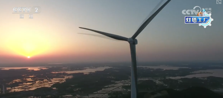 从“追赶者”向“领跑者”跃迁“灯塔”之光照亮“中国智造”(图28)