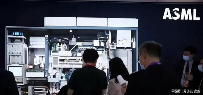 WilliamHill急了？见中国光刻机不断进步荷兰外相：中国用间谍偷我们技术！(图4)