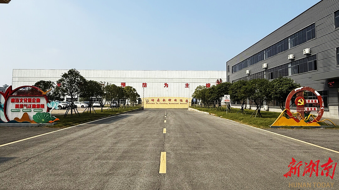 威廉希尔支部建在产业上⑩丨坤鼎数控:智能焊铸未来(图2)