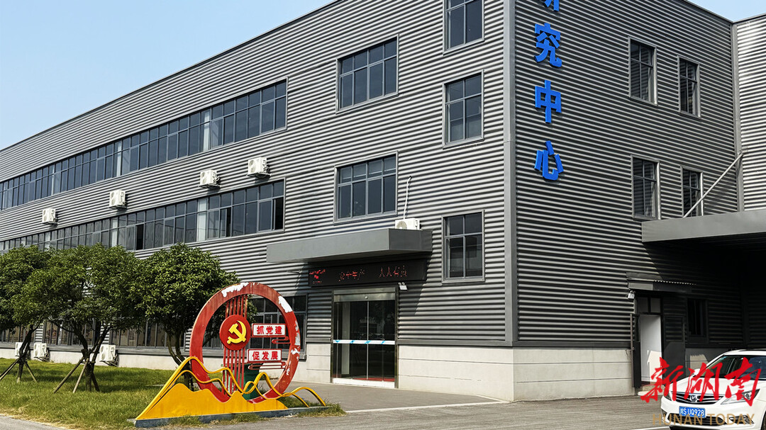 威廉希尔支部建在产业上⑩丨坤鼎数控:智能焊铸未来(图3)