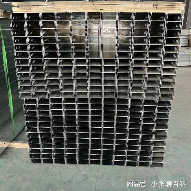 WilliamHill电缆桥架选购认准霸州源辉不锈钢槽式桥架专业制造技术扎实(图1)