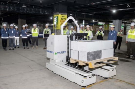 全球物流巨头UPS拟购入百台装卸机器人(图1)