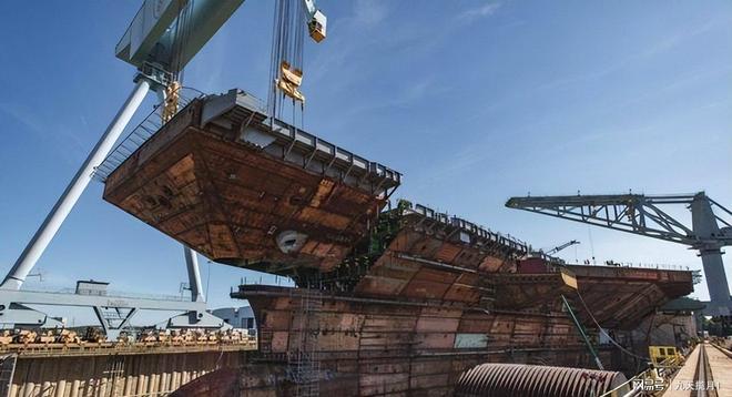 西方再次误判中国第4艘航母和076又一次超出了外界预料(图4)