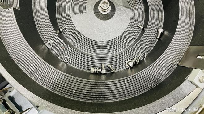 钣金振动盘、CNC振动盘和柔性的特点常见的区别(图2)