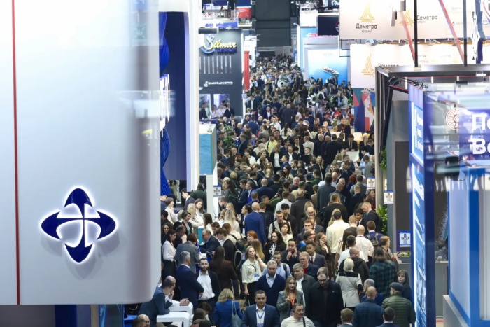 威廉希尔致敬30载共赴新征程：TransRussiaSkladTech2026俄罗斯国际物流暨仓储设备展盛大开幕！(图2)