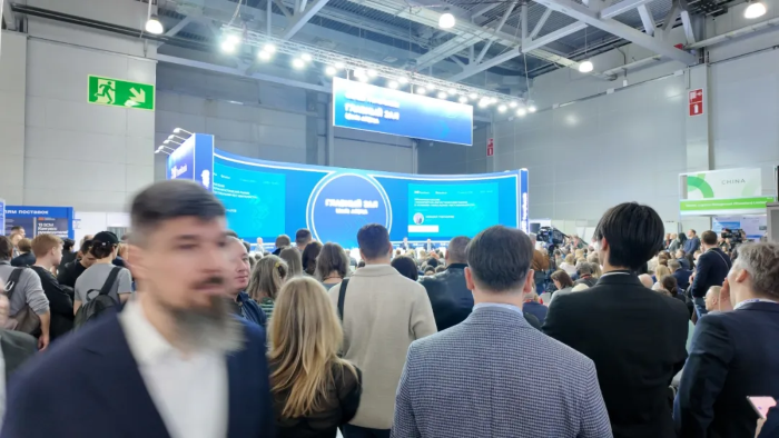 威廉希尔致敬30载共赴新征程：TransRussiaSkladTech2026俄罗斯国际物流暨仓储设备展盛大开幕！(图4)