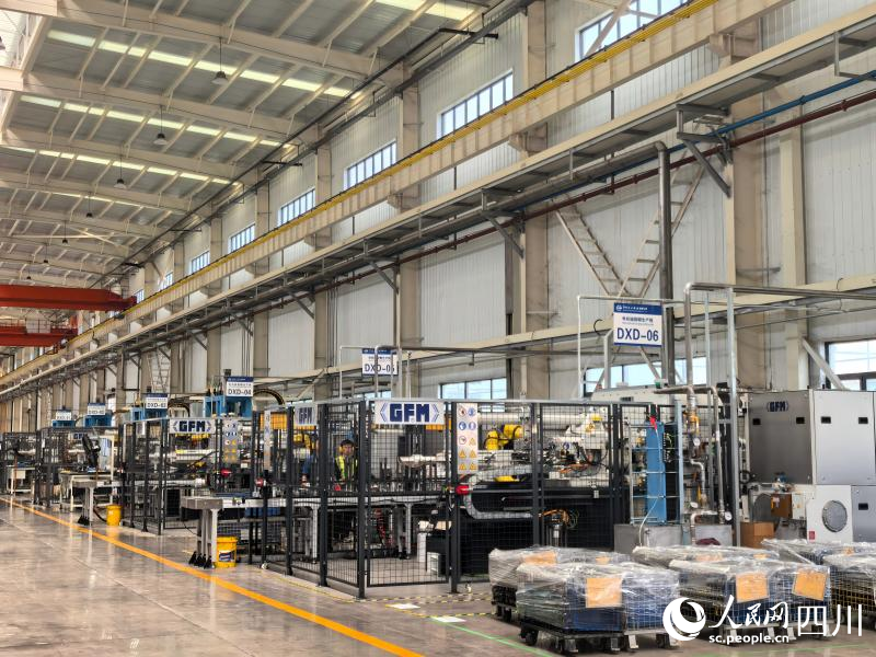 从智造车间到天府首港：一张税务“合规票”如何护航川企闯出大市场(图1)