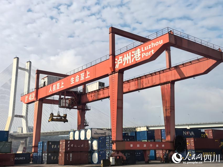 从智造车间到天府首港：一张税务“合规票”如何护航川企闯出大市场(图3)